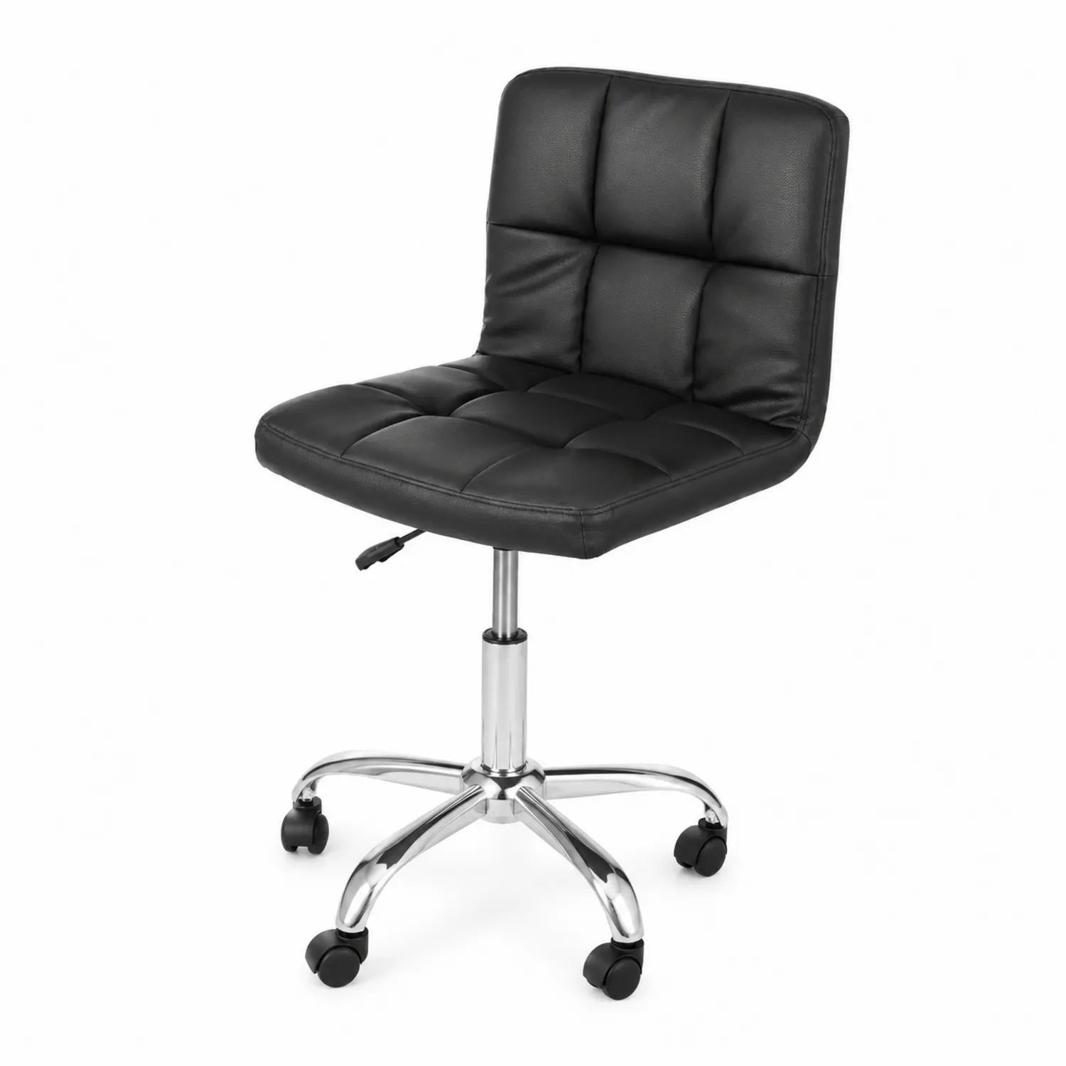 Silla de oficina de cuero sintético con base metálica cromada
